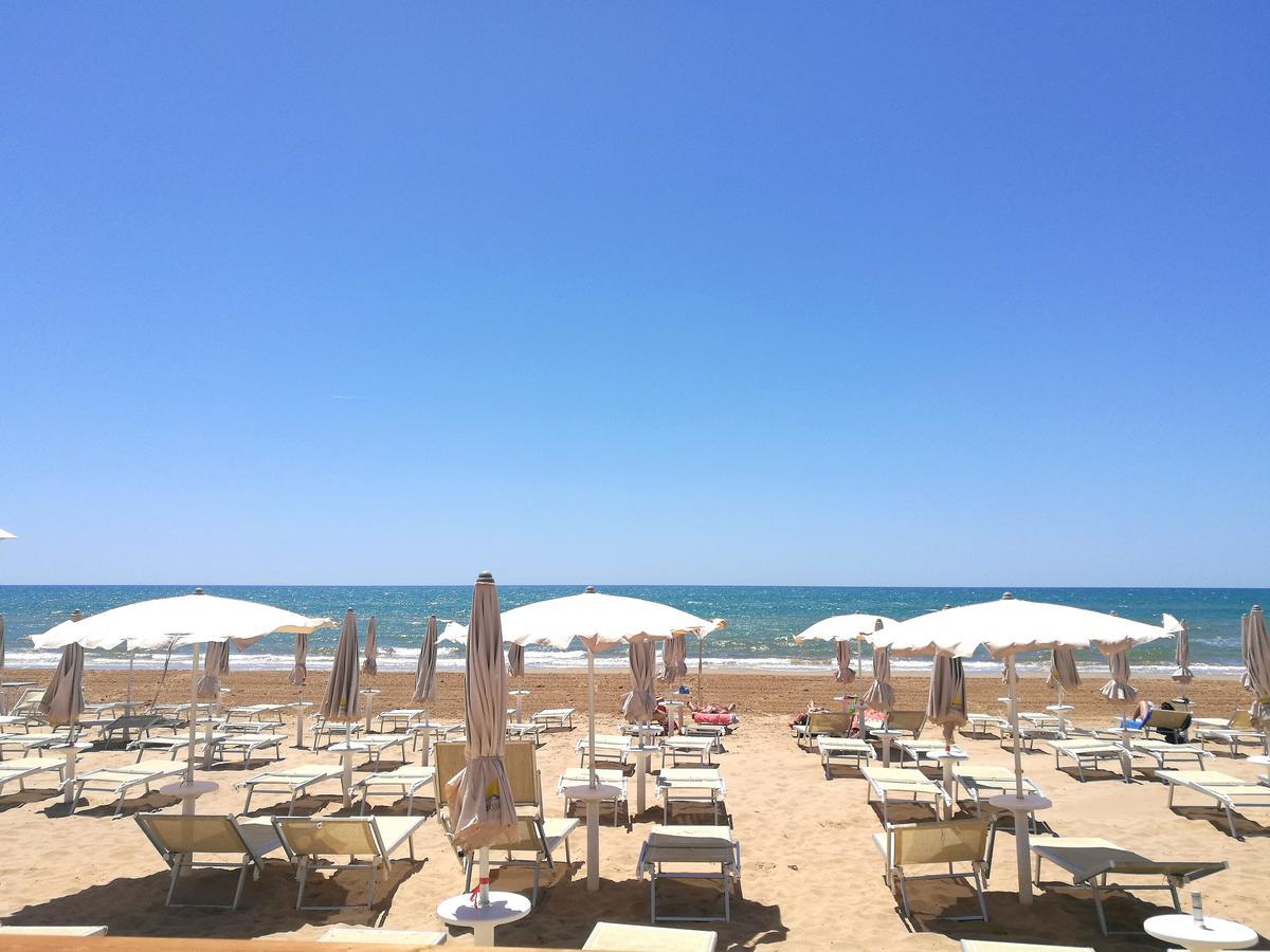 Borgo Rio Favara Hotel Club إيسبيكا المظهر الخارجي الصورة