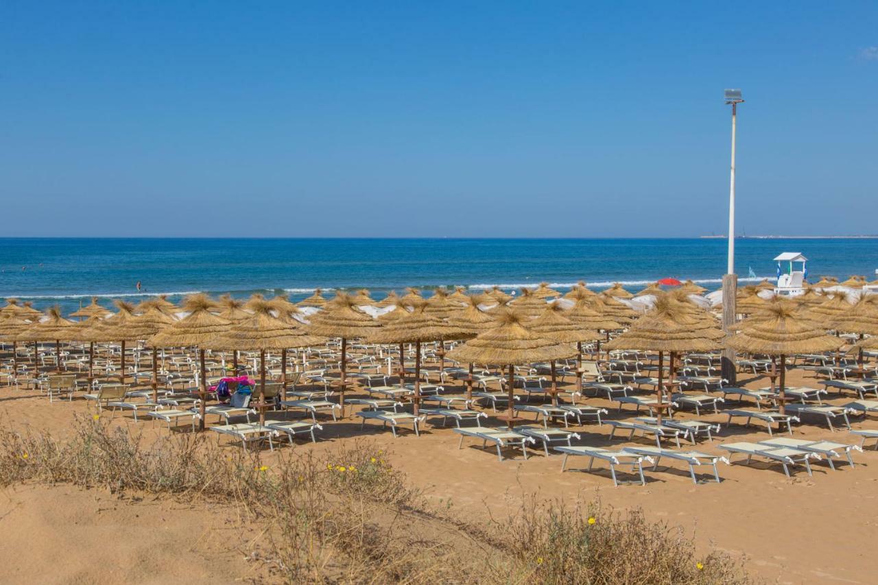 Borgo Rio Favara Hotel Club إيسبيكا المظهر الخارجي الصورة