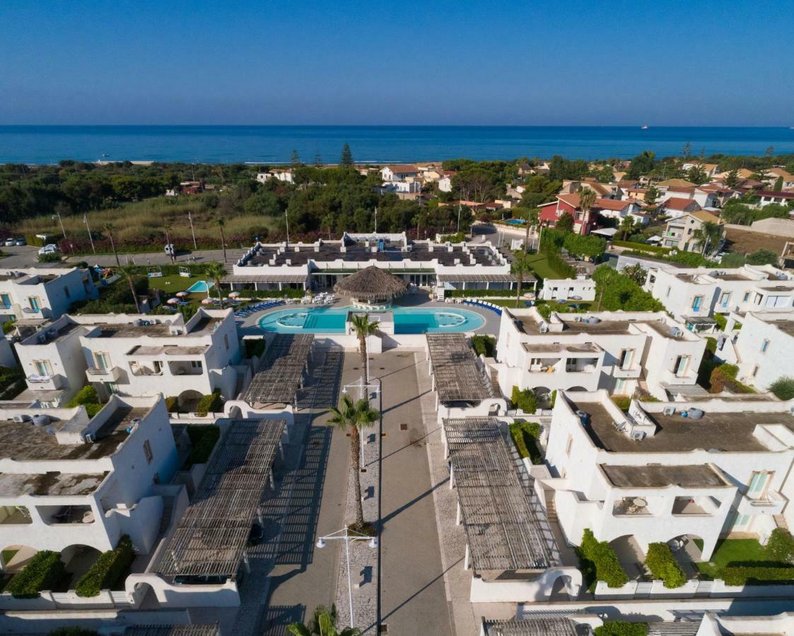 Borgo Rio Favara Hotel Club إيسبيكا المظهر الخارجي الصورة